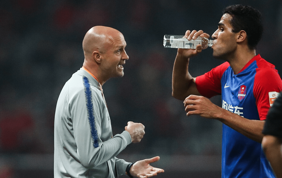 国际比赛日突围战来临，广州队围绕葡超主帅复盘，话题不断，心理建设被强调-开云app