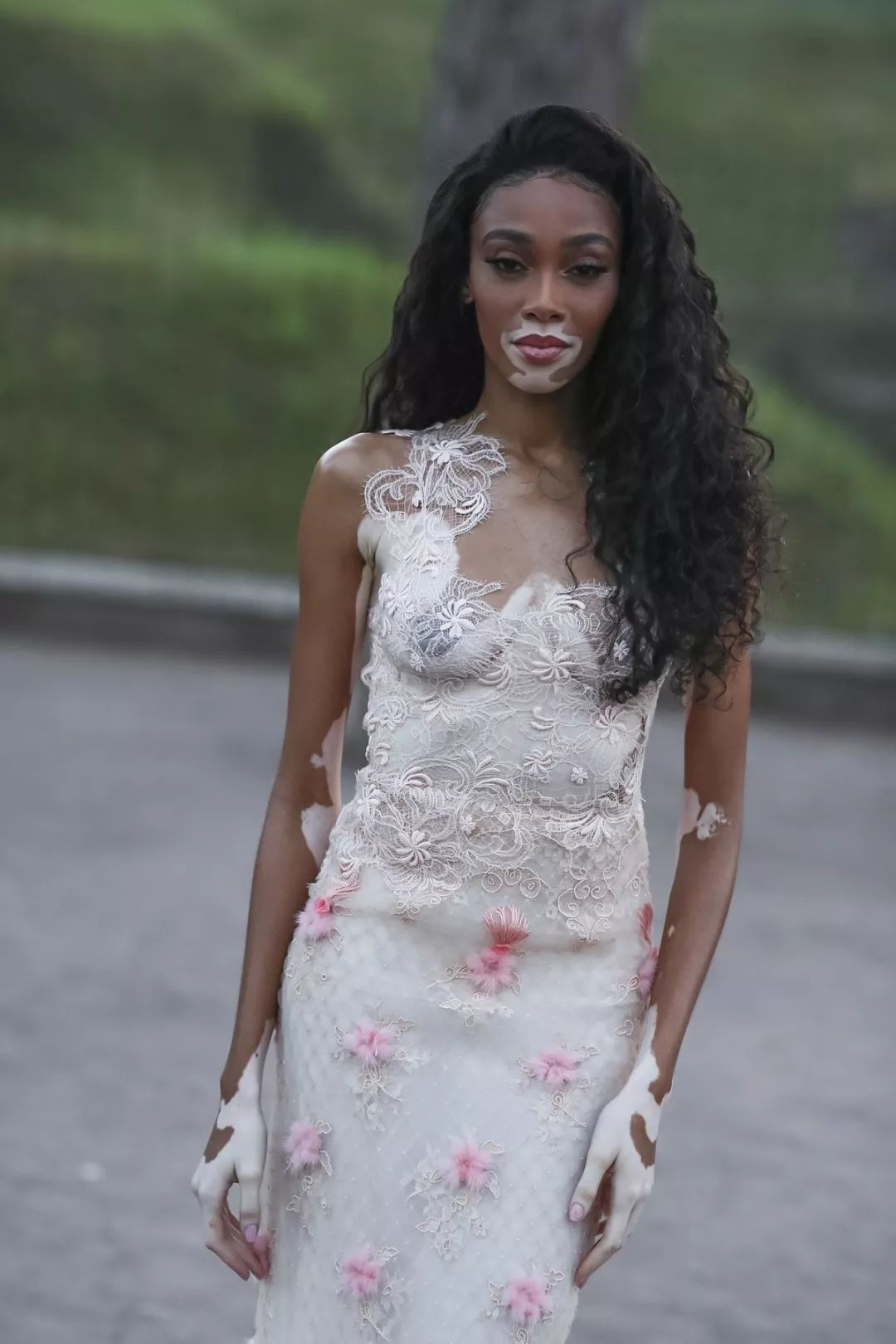 包含罗马发布备战花絮，今晨再遭质疑，国王杯任务艰巨，医务组通报恢复的词条-开云网站